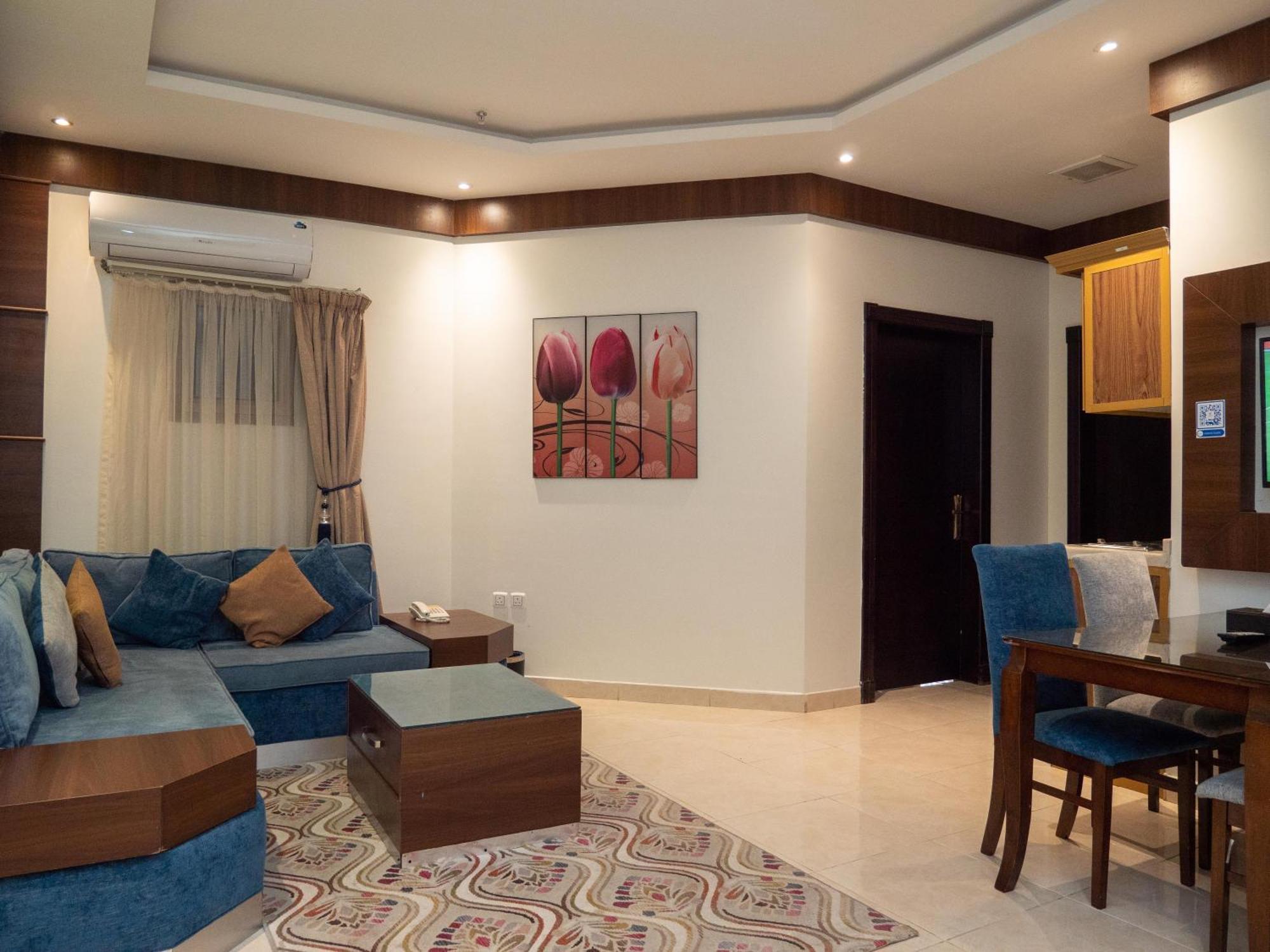 Innyar Hotel Riadh Exterior foto