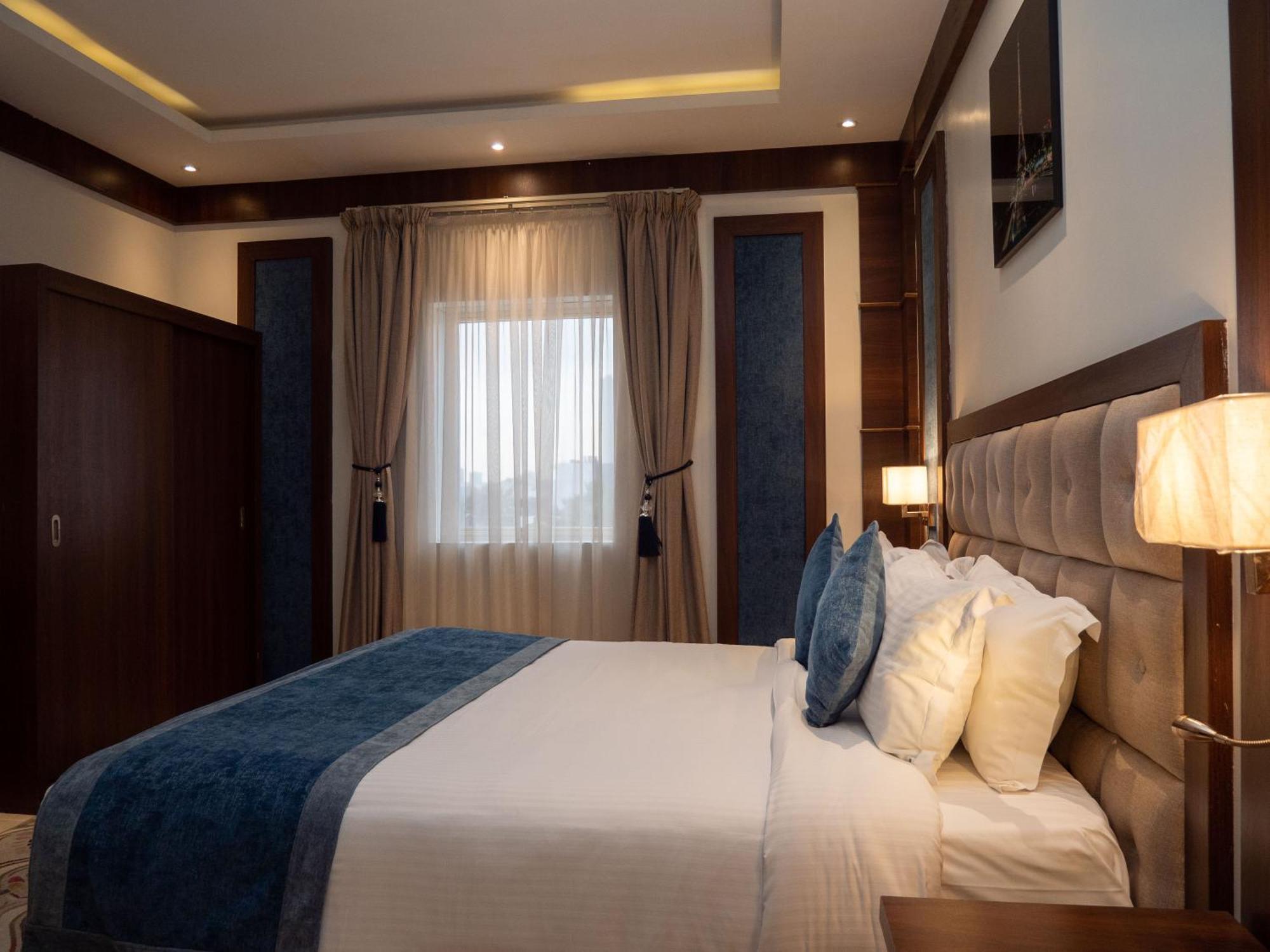Innyar Hotel Riadh Exterior foto